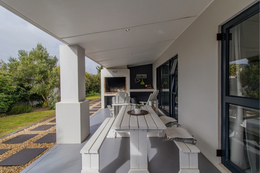9 Bedroom Property for Sale in Olifantskop Western Cape